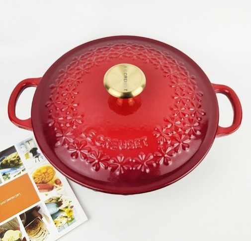 르쿠르제 LeCreuset 무쇠 냄비 22cm 크리스마스 에디션 주물 법랑냄비 전골 냄비 3color