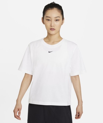 NIKE 나이키 여성 반팔티 스포츠웨어 에센셜 티셔츠 기본티 2color 화이트 블랙 DD1238-100