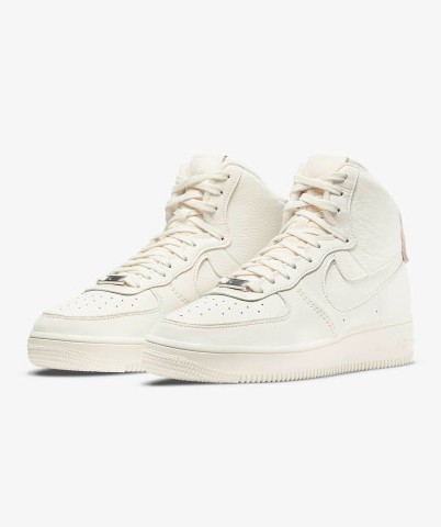 NIKE 나이키 여성 하이탑 운동화 에어포스 1 스컬프트 하이 AF1 Sculpt 스니커즈 여자 운동화 DC3590-102